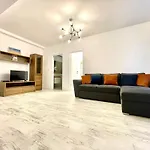 Central Apartment In Cluj-Napoca - Yamaluxe Apartments